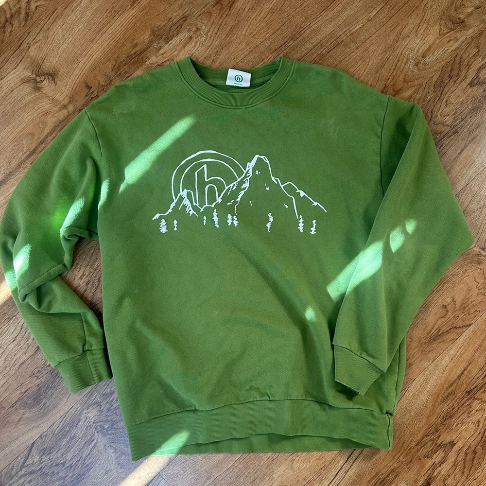 Hidden New York sweatshirt small